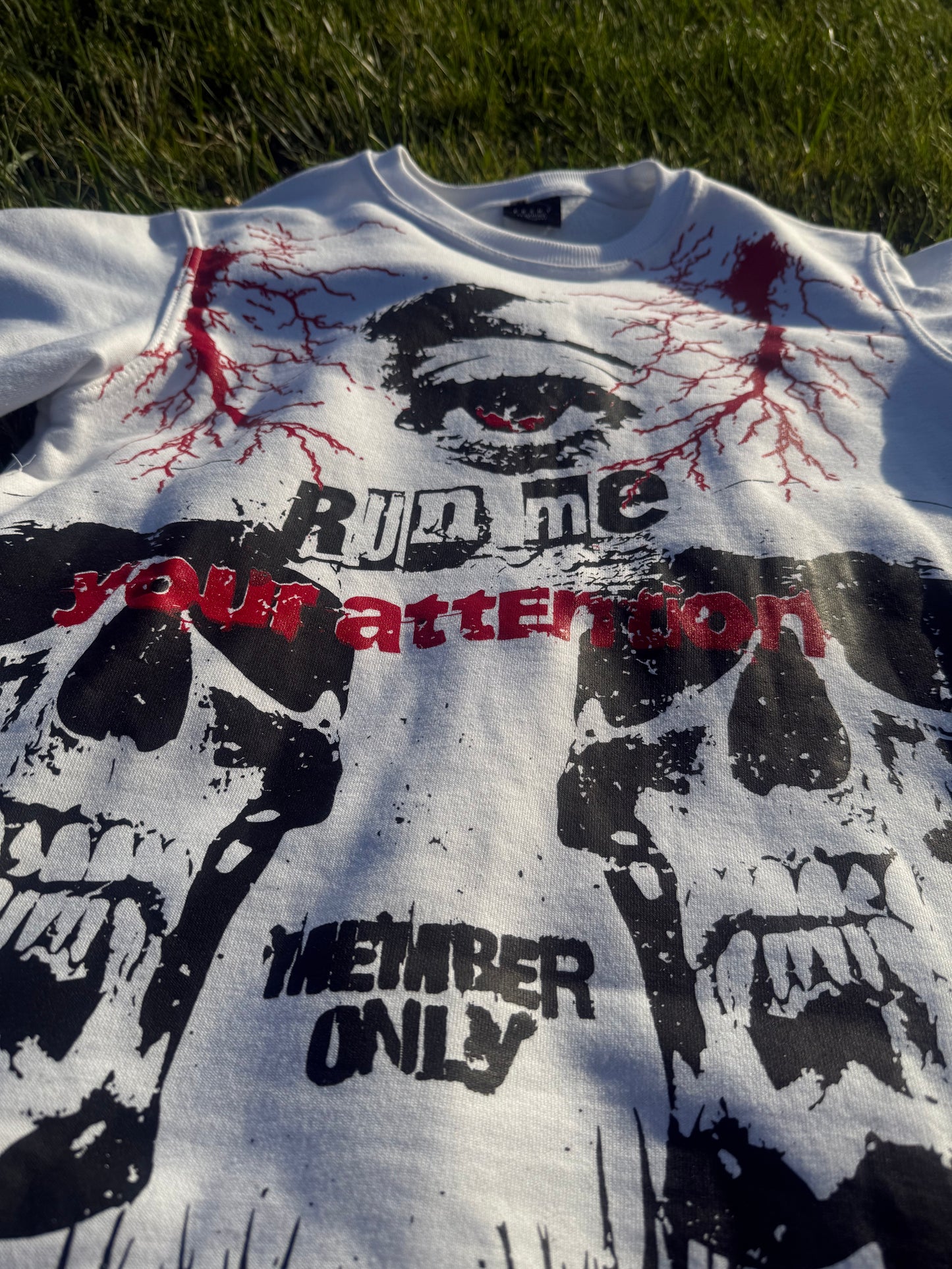 Attention short sleeve t-shirt