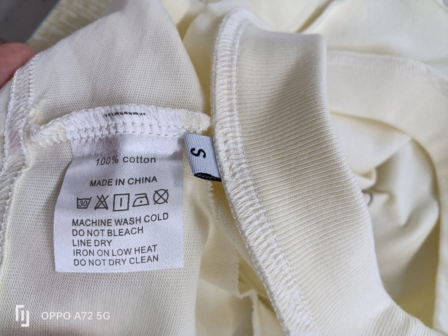 Present Moment Sleeveless Cropped T-shirt