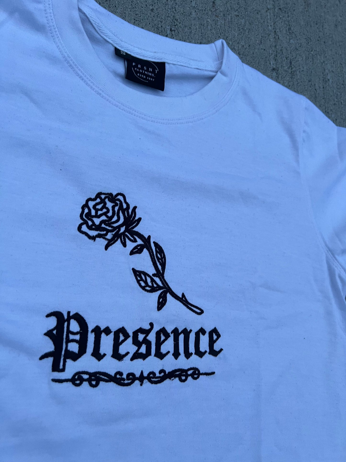 Thorn love Short Sleeve T-shirt