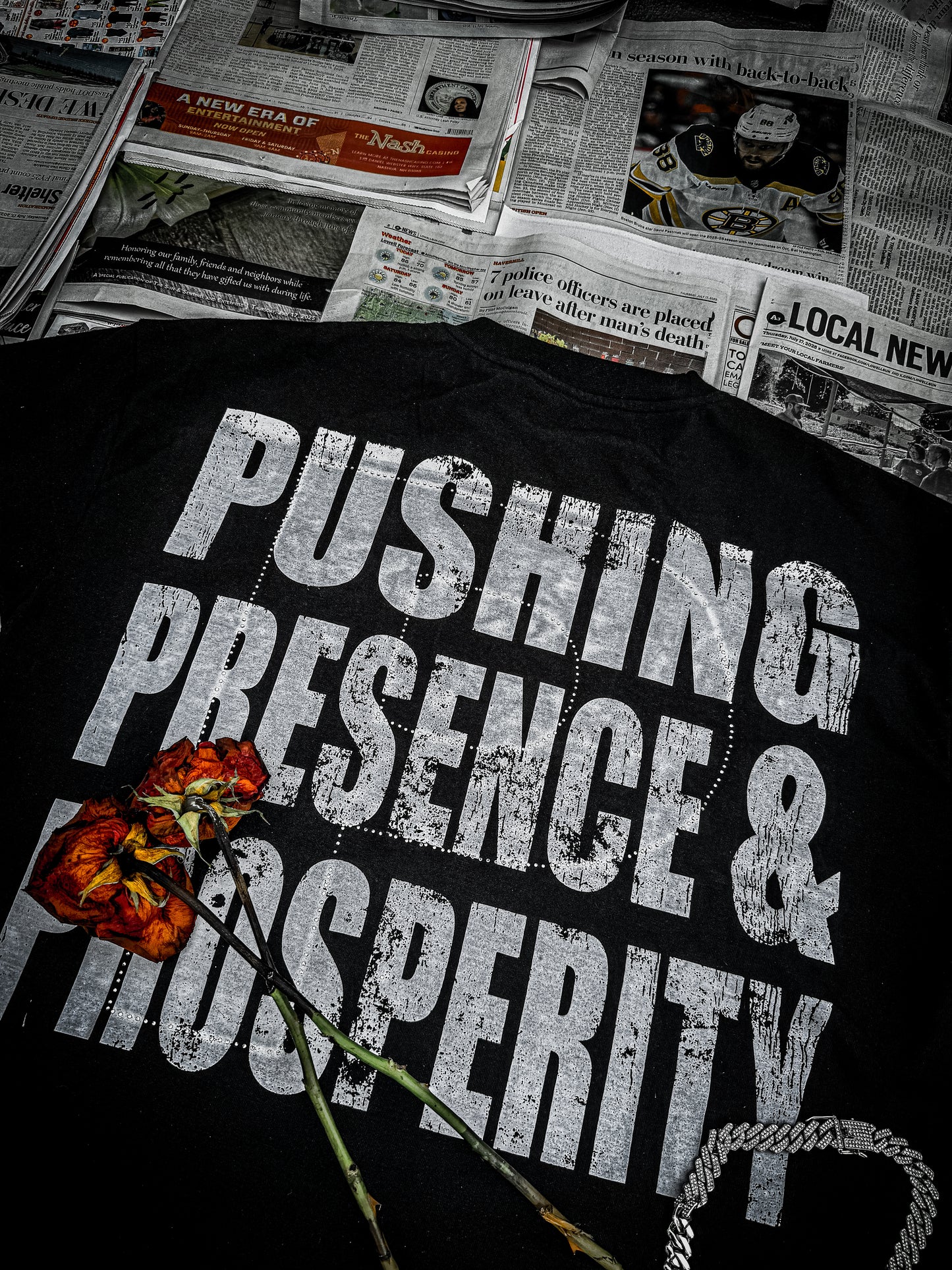 Pushing Presence (T-shirt)